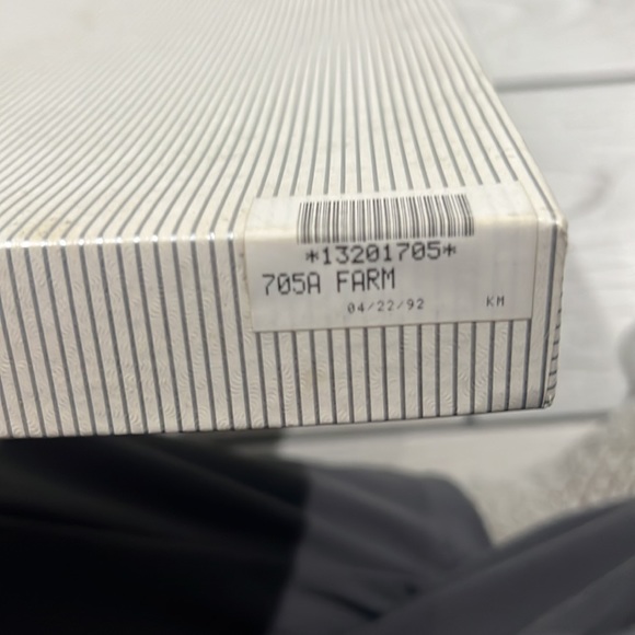 Curved Farm Plate Wendell August Forge - Picture 7 of 7